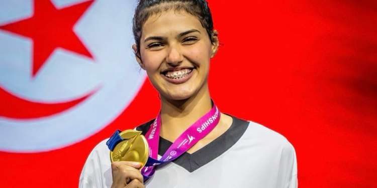   بطلة التايكواندو التونسية وفاء المسغوني :"اختياري أفضل رياضية تونسية لسنة 2025 في استفتاء "وات" يشكل مصدر فخر ودافعا لمواصلة الإنجازات" 