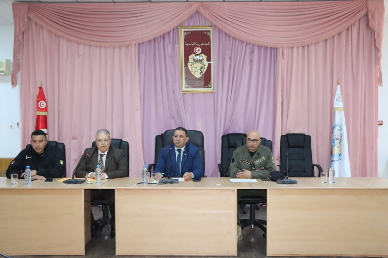 متابعة مشاريع وزارة الداخلية بعدد من مدن ولاية المنستير والتي تناهز كلفتها أو تفوق 15 مليون دينار