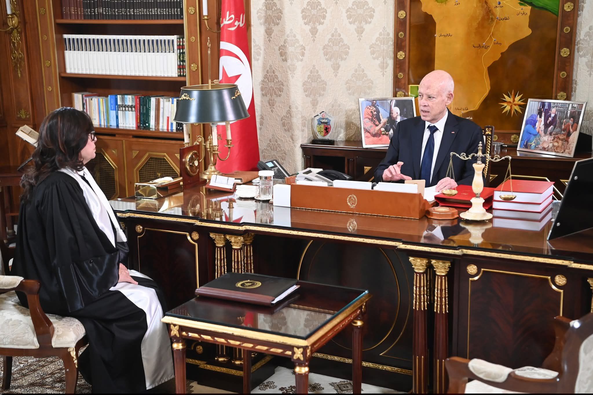 من بينها  الخطوط التونسية.. خسائر بحوالي 1070 مليون دينار في 11 هيكلا عموميا