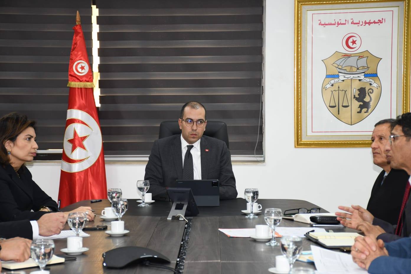 كاتب الدولة المكلف بالانتقال الطاقي يؤكد جاهزية كل الاطراف لتأمين التزويد بالمحروقات وغاز البترول المسال خلال الموسم الشتوي 