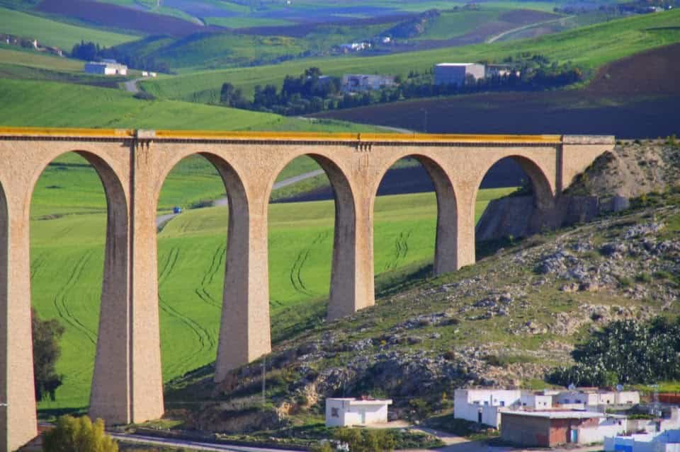 أمطار متفرقة و درجات الحرارة في استقرار