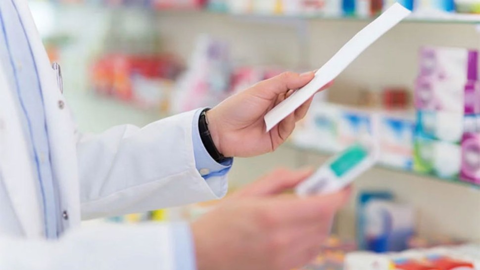 هيئة الصيادلة: الصيدليات الخاصة تفتقر لعدة أدوية حياتية منذ أكثر من شهرين بسبب غياب التزود