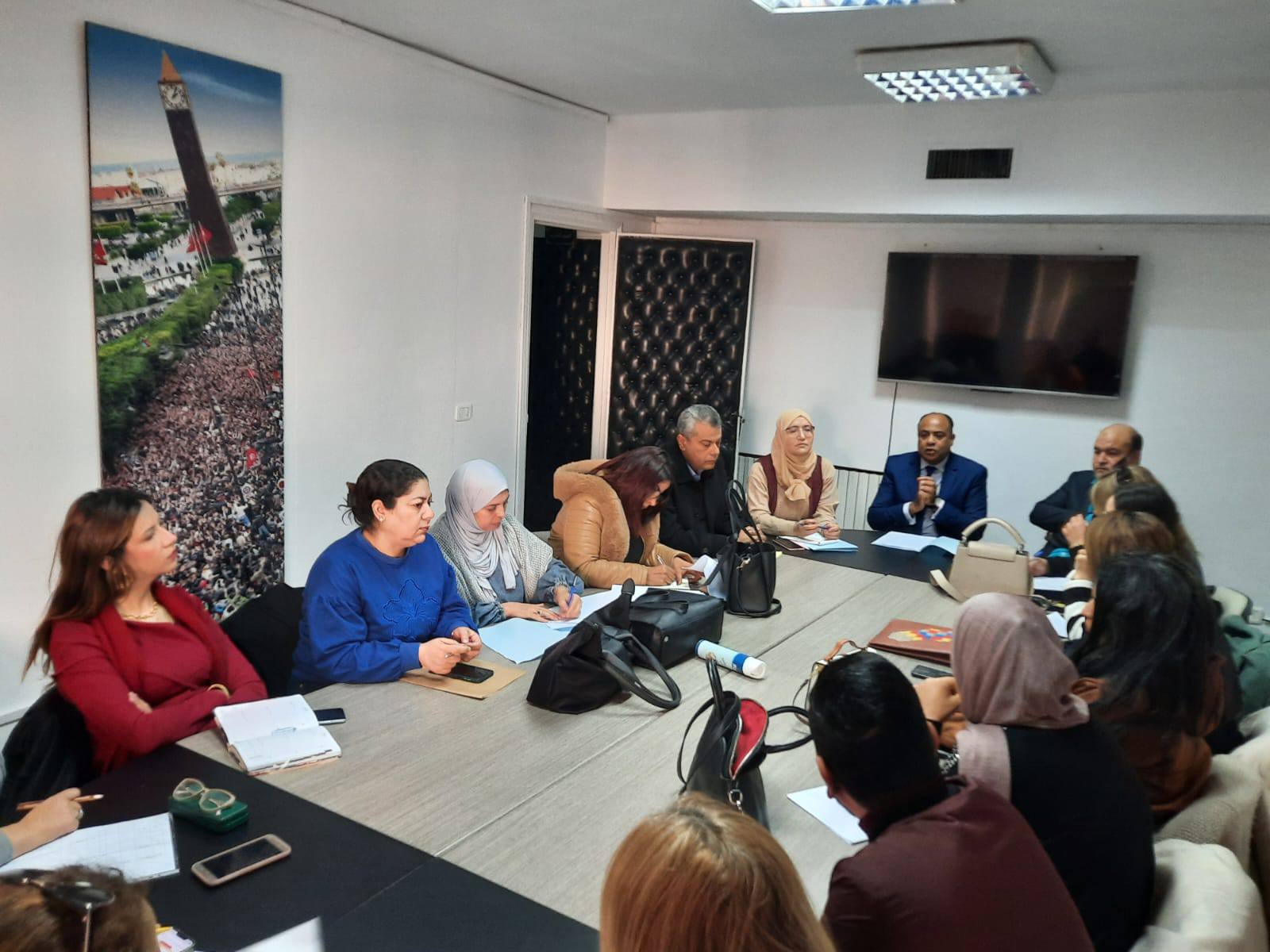 انعقاد الاجتماع الدوري لمديري دور الثقافة بولاية تونس بإشراف المندوب الجهوي للشؤون الثقافية بالجهة