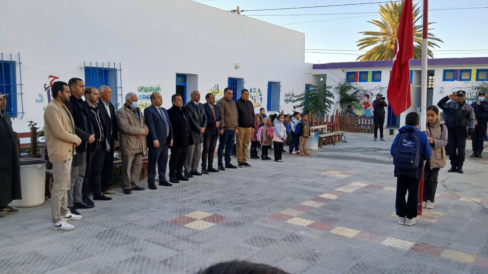 جرجيس : المبادرات التطوعية بالمؤسسات التربوية محور زيارة والي مدنين للمنطقة