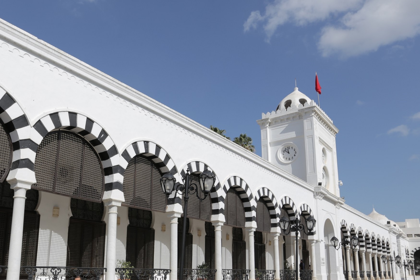 وزارة المالية: سيتم التعامل بمرونة في تطبيق الفصل 53 المتعلق بإخضاع العمليات للفوترة الإلكترونية