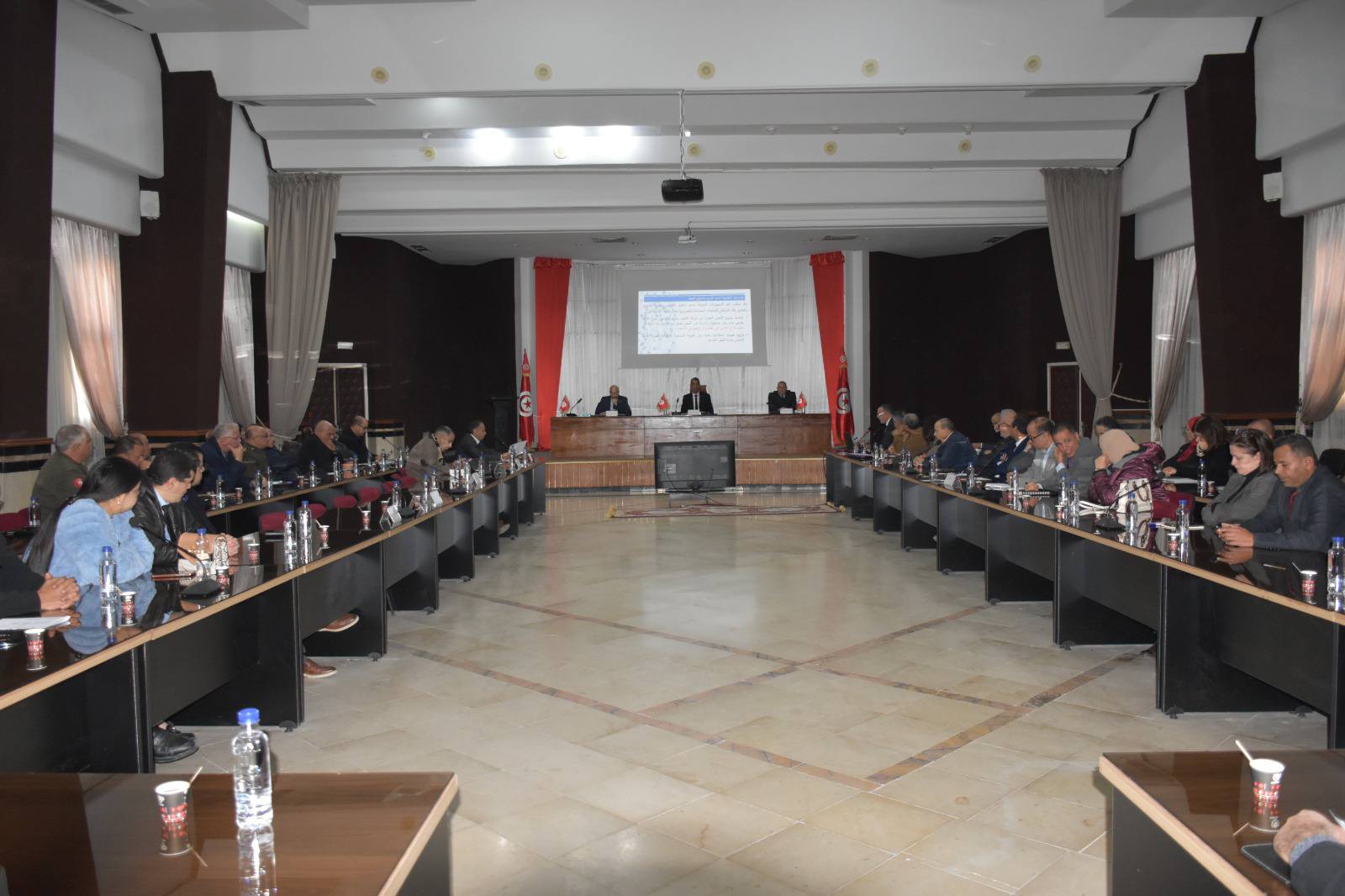 سوسة: متابعة تطور الأسعار وضمان انتظام التزويد خلال شهر رمضان المعظم.