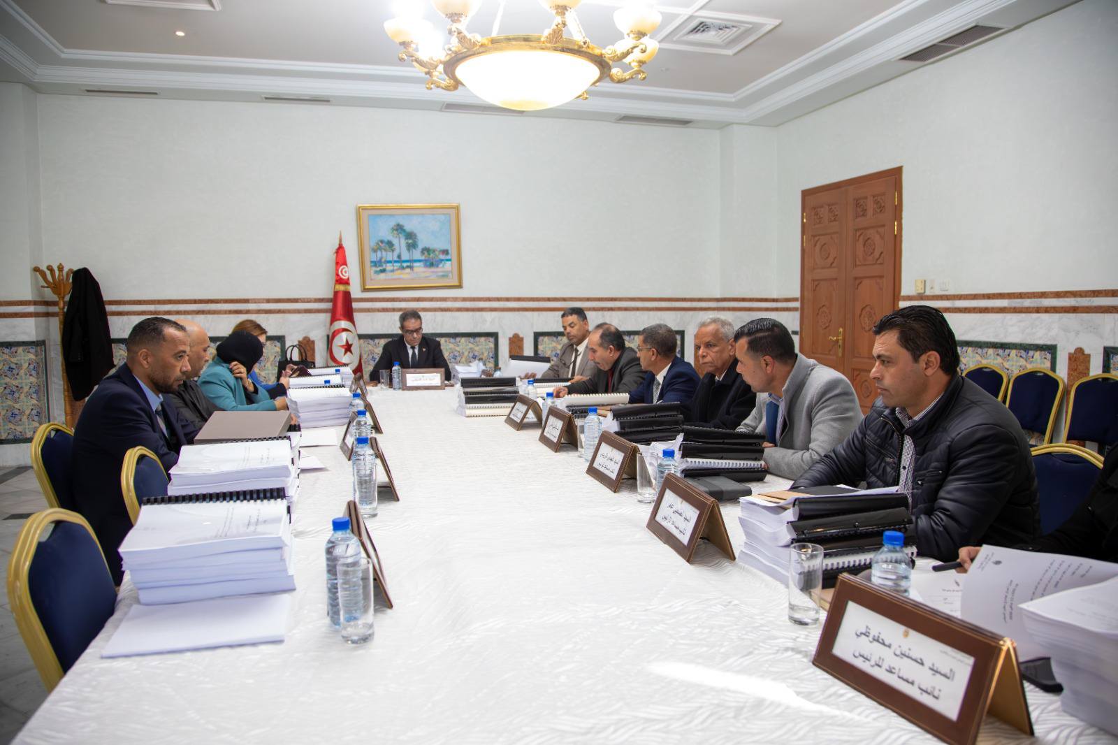 مكتب المجلس الوطني للجهات والأقاليم يحيل 5 مشاريع قوانين إلى لجنة الاستثمار والتعاون الدولي