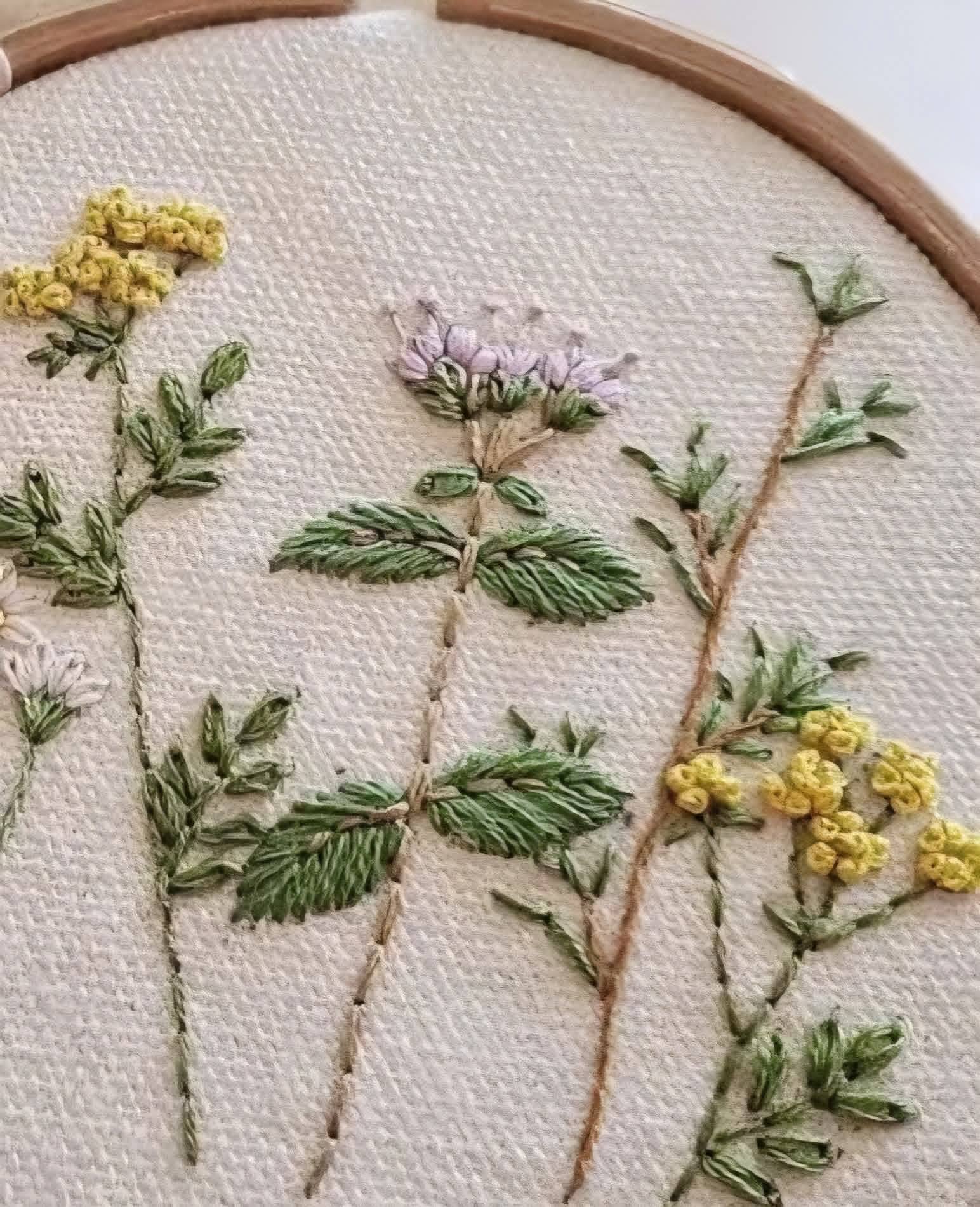 الجمعية التنموية لتطوير الفنون تنظم دورات تكوينية في الصناعات التقليدية بسيدي حسين