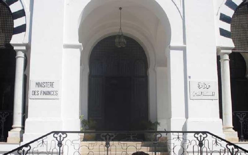وزارة المالية تحدث قباضات مالية جديدة في ثلاث ولايات ومركزا لاستخلاص المحاصيل بالقصرين