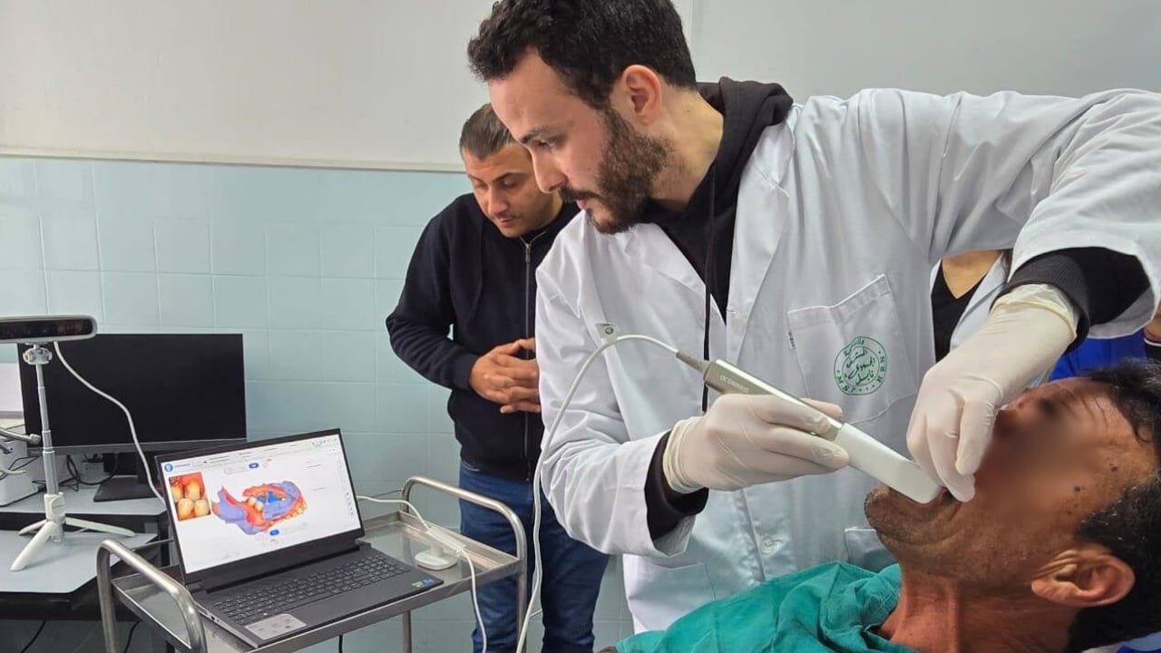 نابل: تجهيزات رقمية متطوّرة لقسم طب الأسنان بالمستشفى الجهوي أحمد التلاتلي