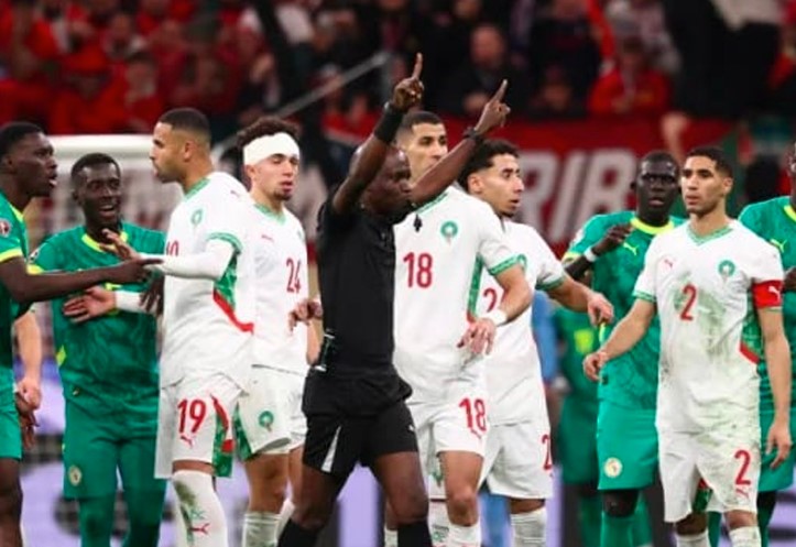 أحداث نهائي أمم إفريقيا: الجامعة المغربية تقرر التوجه "للكاف" و"للفيفا"