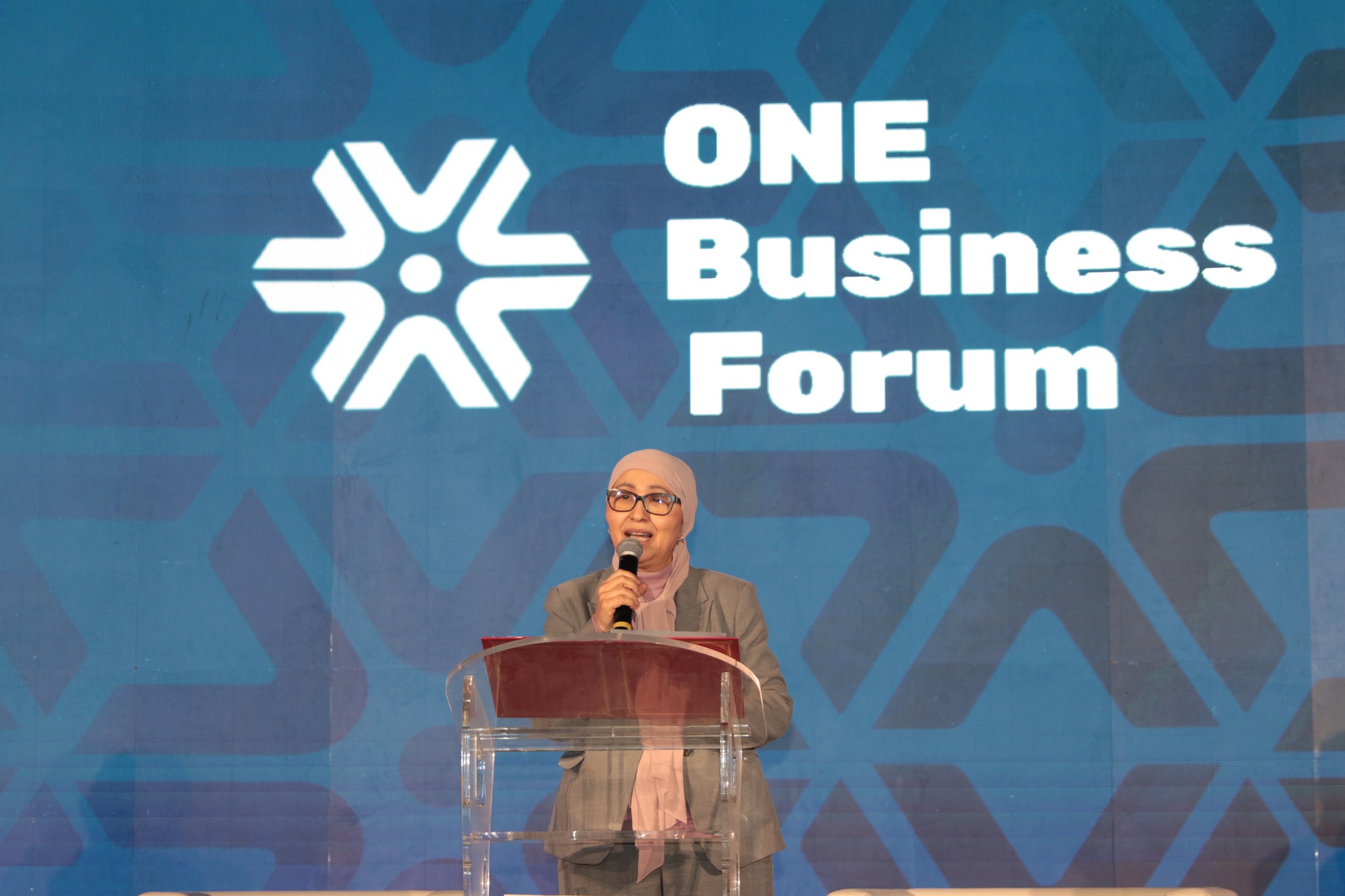 وزيرة الأسرة: الوزارة تتجه للارتقاء بمستوى ريادة الأعمال النسائية لبلوغ نسبة لا تقل عن 30 بالمائة