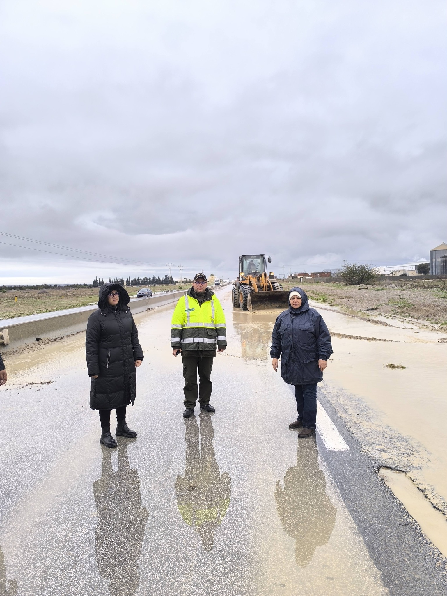 استقرار الوضع  الجوي في زغوان و تواصل انعقاد اللجنة الجهوية لتفادي الكوارث ومجابهتها بالولاية. 