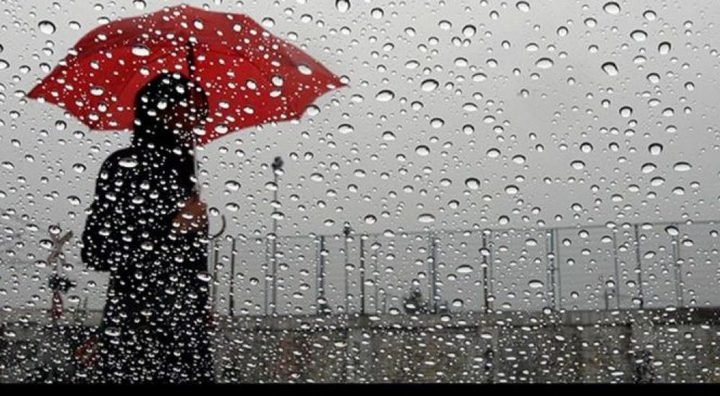طقس أحيانا كثيف السحب مع أمطار متفرقة ومؤقتا رعدية بالشمال