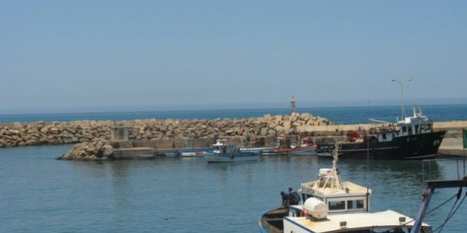 المنستير: استئناف البحث عن 04 بحارة فقدوا في عرض سواحل طبلبة.