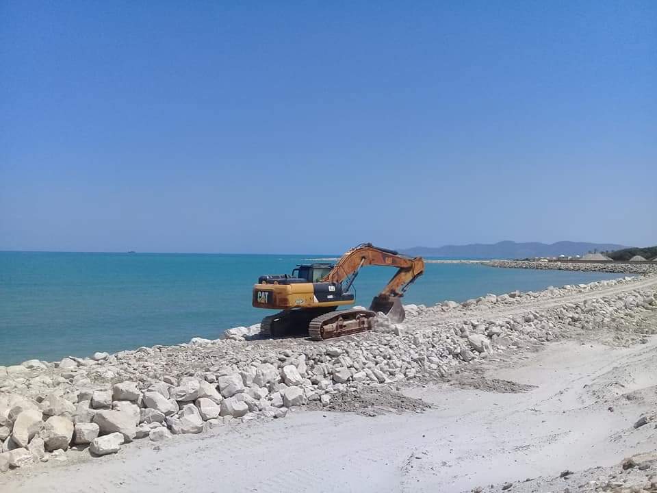 سوسة: الدعوة إلى الابتعاد عن الحواف الصخرية للشواطئ وتفادي السباحة حفاظا على السلامة العامة