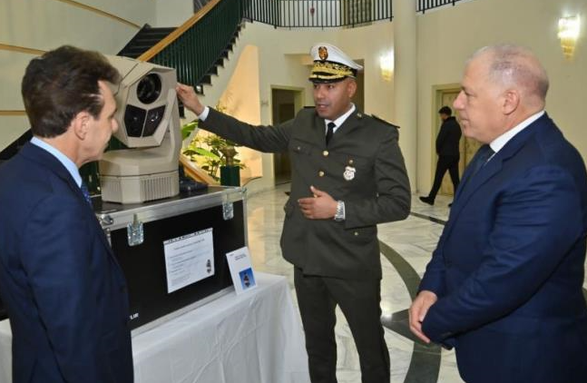 تونس تتسلم من الاتحاد الأوروبي معدات لتعزيز مراقبة حدودها البرية والبحرية