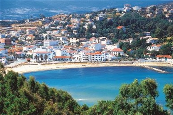 الملتقى الوطني التكويني للتربية المختصة تحت شعار " الفن يغير المدينة " أيام 31 و30 جانفي وغرة فيفري 2026 بمدينة طبرقة