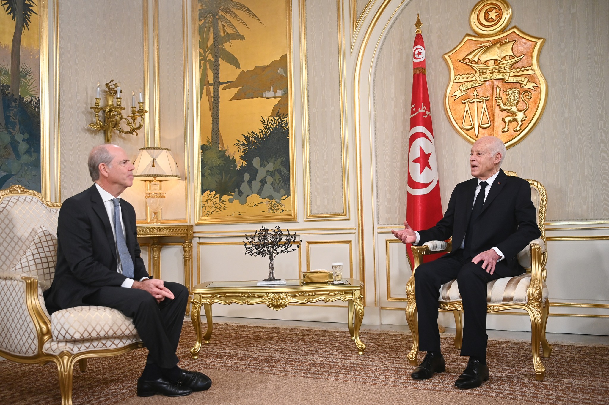 رئيس الجمهورية يستقبل سفير البرتغال بمناسبة انتهاء مهامه