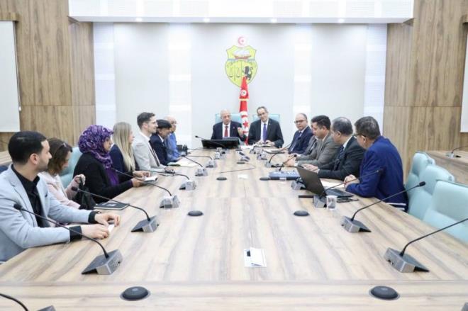 اتفاق يقضي إحداث كرسي بالسرور بكلية الطب بتونس وإطلاق برنامج تعاون ثلاثي مع جامعة أكسفورد ومؤسسة بالسرور