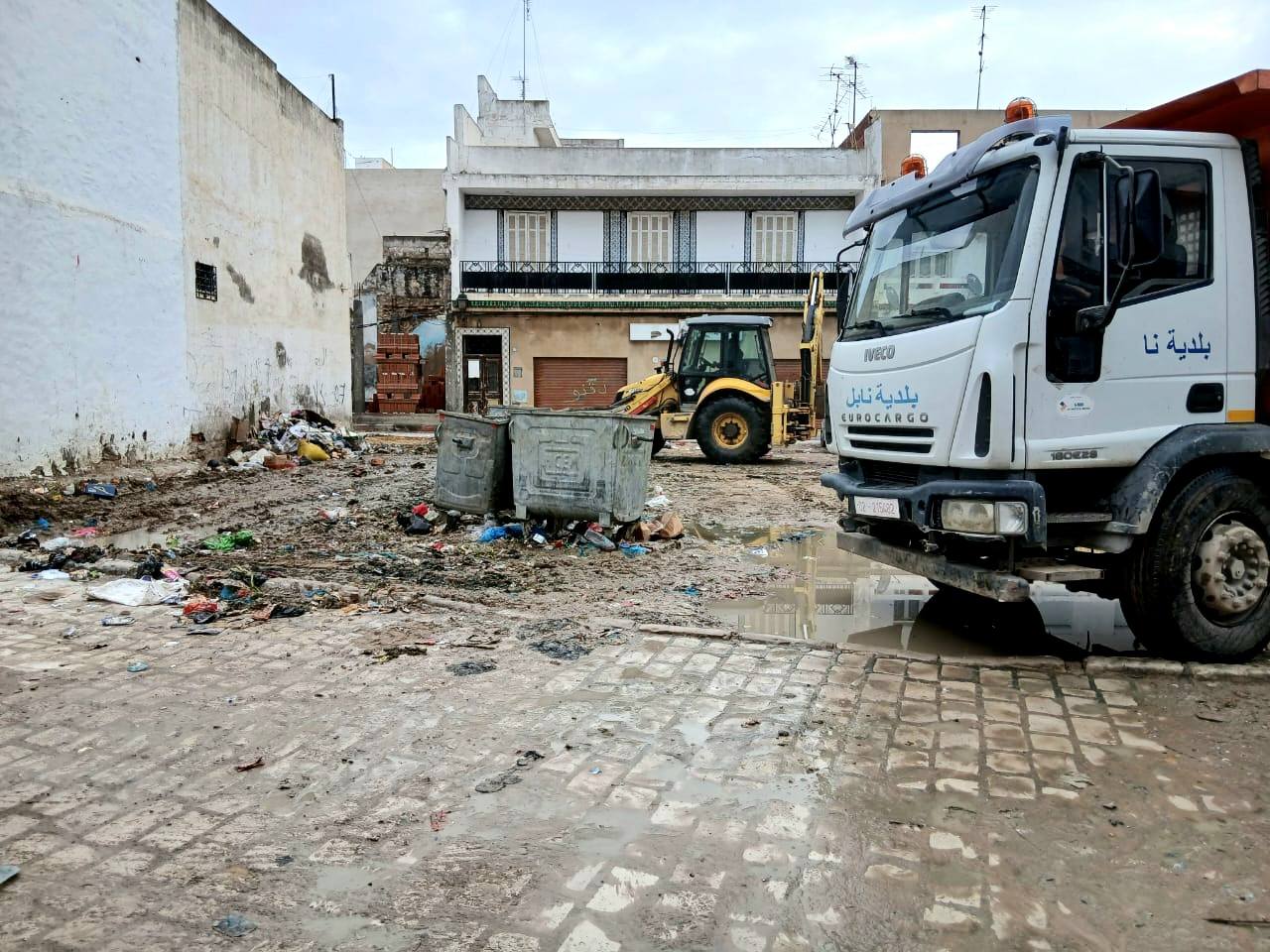 بلديات نابل تدعو المواطنين ومكوّنات المجتمع المدني للمشاركة في حملة نظافة لرفع مخلّفات الفيضانات