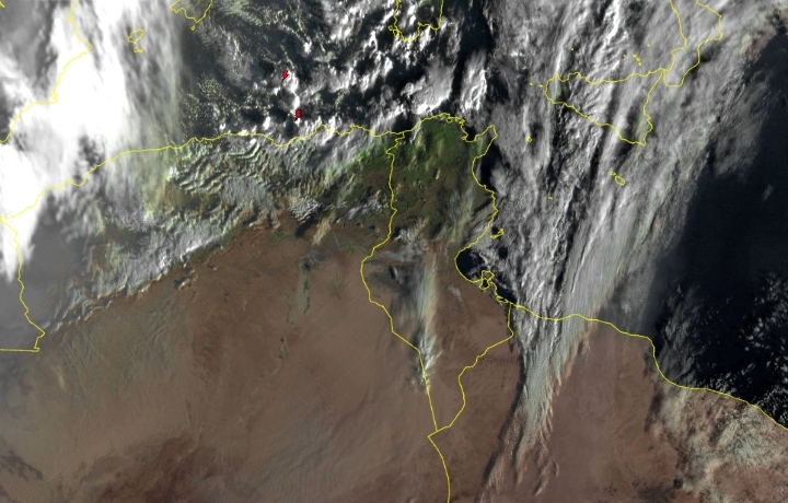 امطار متفرقة بالمناطق الساحلية الشمالية مع انخفاض للحرارة