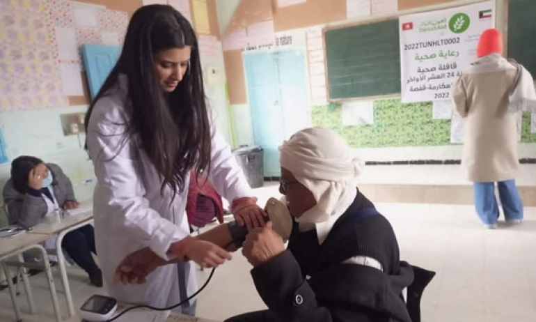 قبلي: قافلة طبية متعددة الاختصاصات تؤمن قرابة 500 عيادة مجانية لمرضى منطقة البليدات والقرى المجاورة لها