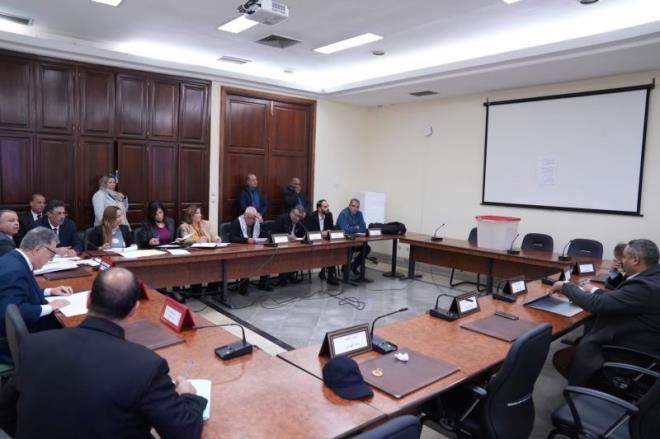 لجان العلاقات الخارجية والحقوق والحريات والتشريع العام بالبرلمان تنتخب مكاتبها