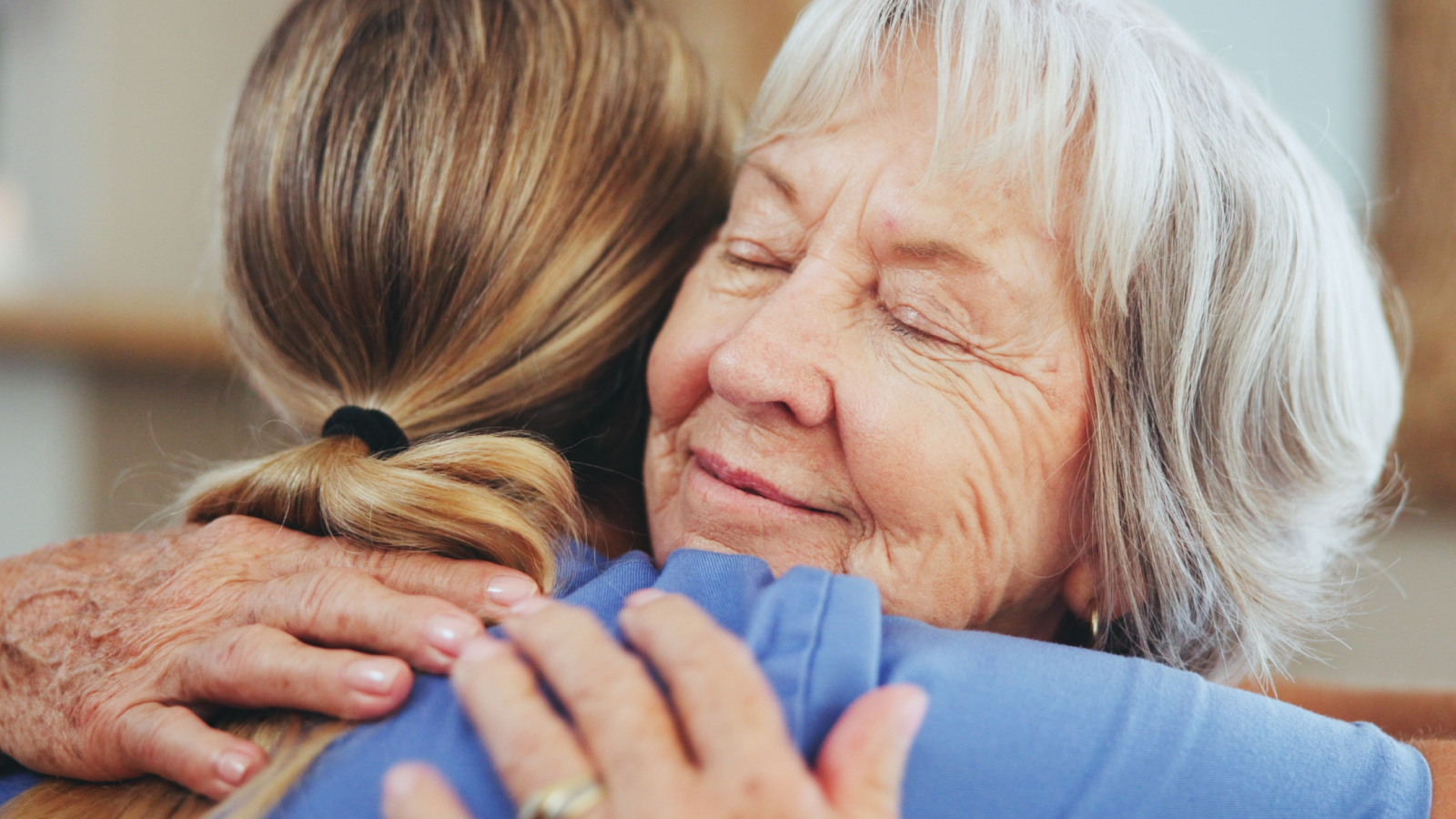 توزر: التحسيس بخطورة إساءة معاملة كبار السن في أيام توعوية لتلاميذ المعاهد