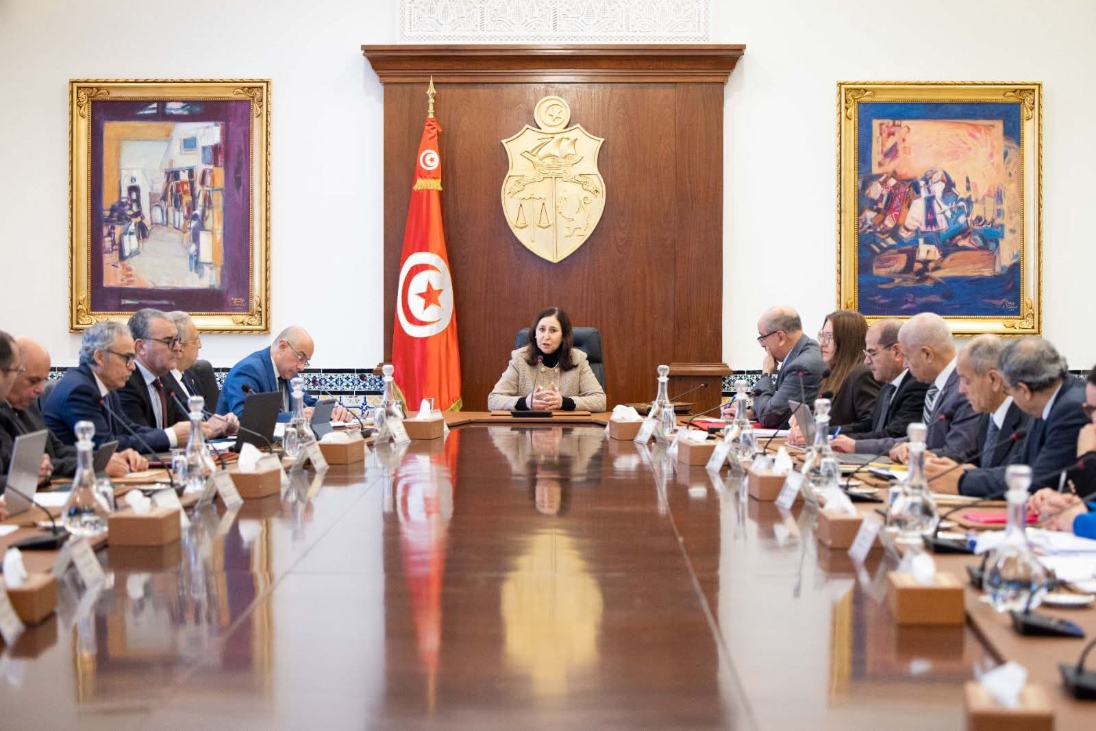 برنامج تحويل الديون التونسية إلى مشاريع تنموية جديدة محور مجلس وزاري مُضيّق بإشراف رئيسة الحكومة