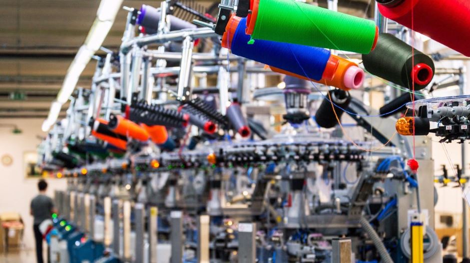 وزارة الصناعة : قطاع النسيج والملابس يمثل 30 بالمائة من مجموع المؤسسات الصناعية