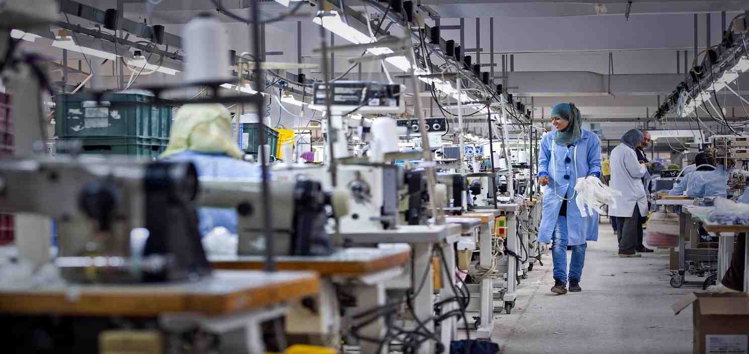 قطاع النسيج والملابس يمثل 30 بالمائة من مجموع المؤسسات الصناعية -وزارة الصناعة-