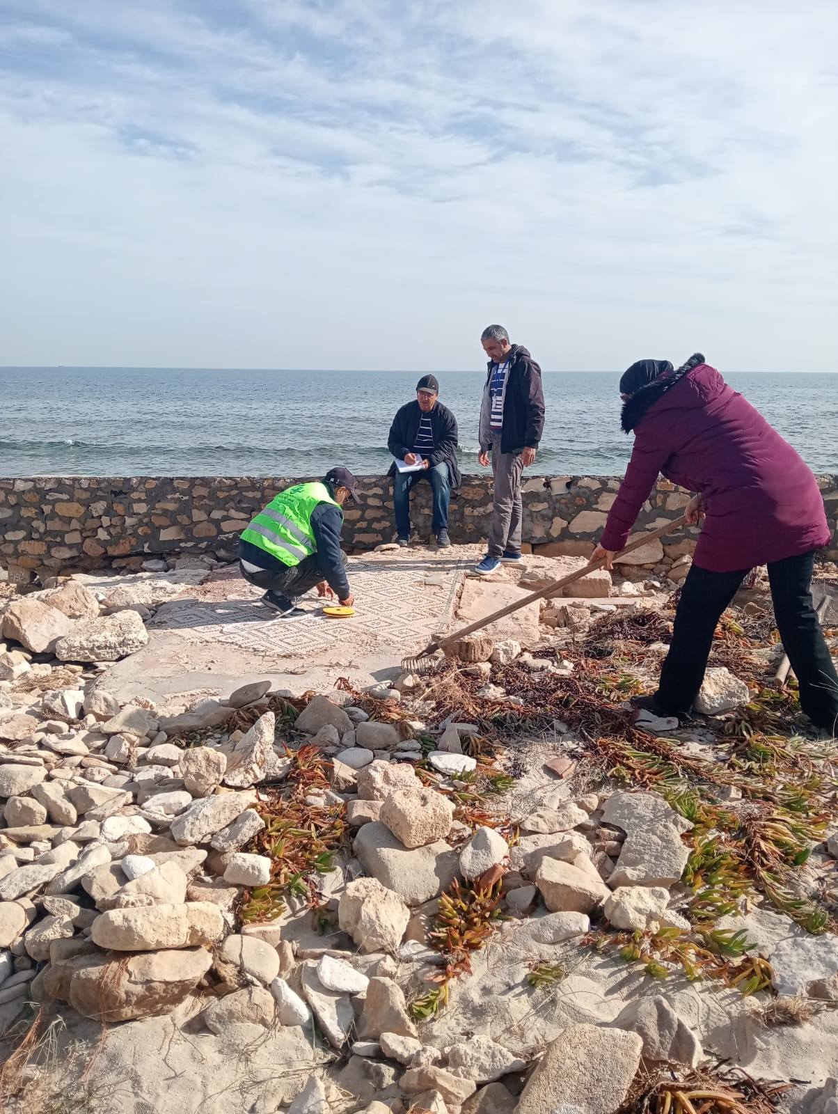  انطلاق عمليات المسح والتوثيق الأثري بمحيط المتحف الأثري بسلقطة تمهيدًا لحفرية إنقاذ