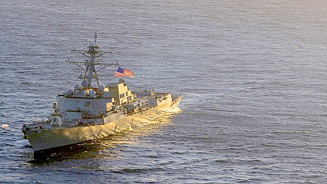 الولايات المتحدة ترسل سفينة حربية إضافية إلى الشرق الأوسط في ظل التوتر مع إيران