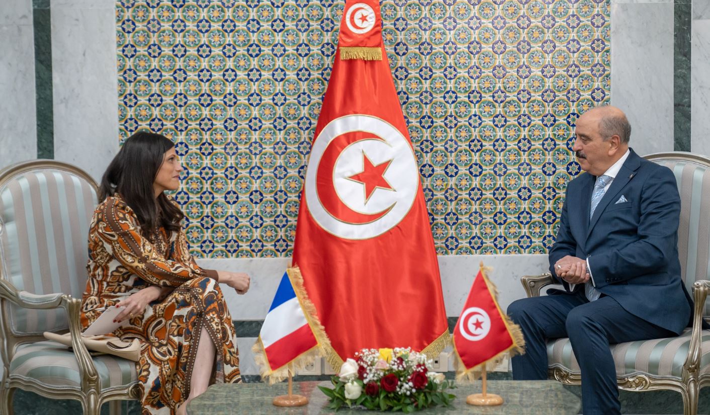 وزير الشؤون الخارجية يلتقي الوزيرة المعتمدة لدى وزير أوروبا والشؤون الخارجية الفرنسيّة