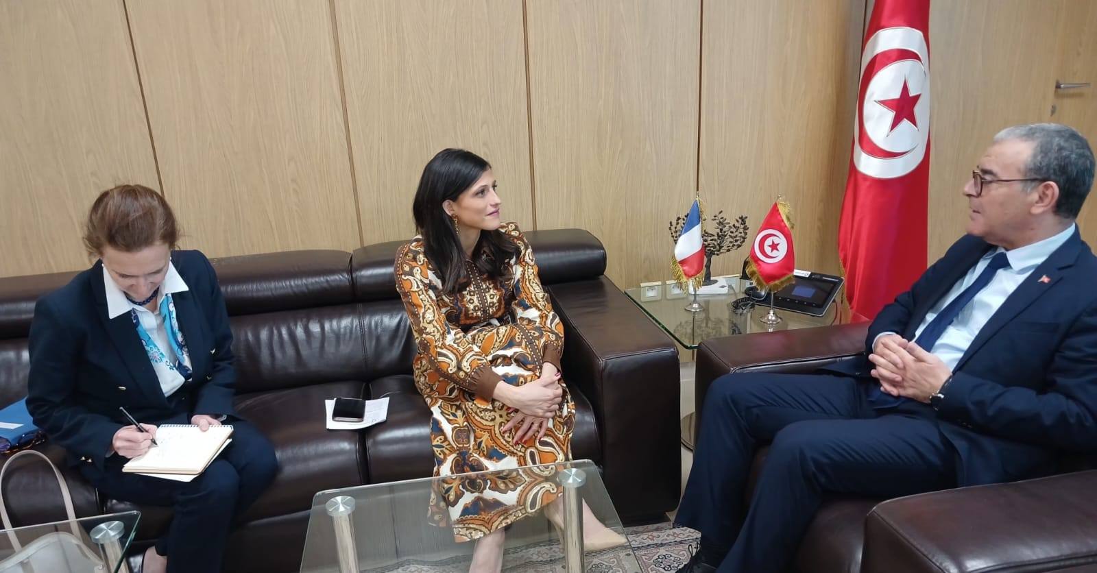 الوزيرة المكلفة بالفرنكوفونية والشراكة الدولية والفرنسيين بالخارج تؤكد الاستعداد لتطوير التعاون الثنائي في المجال الاقتصادي