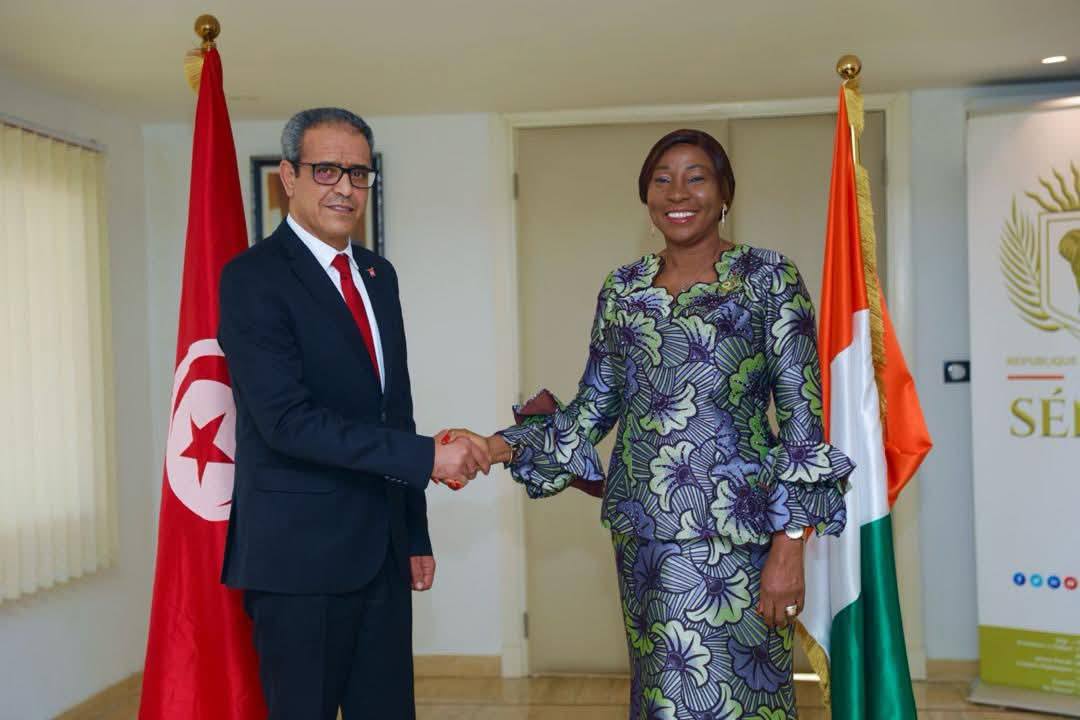 تعزيز التعاون البرلماني بين تونس وكوت ديفوار، محور لقاء الدربالي برئيسة مجلس الشيوخ الإيفواري في بياموسوكرو