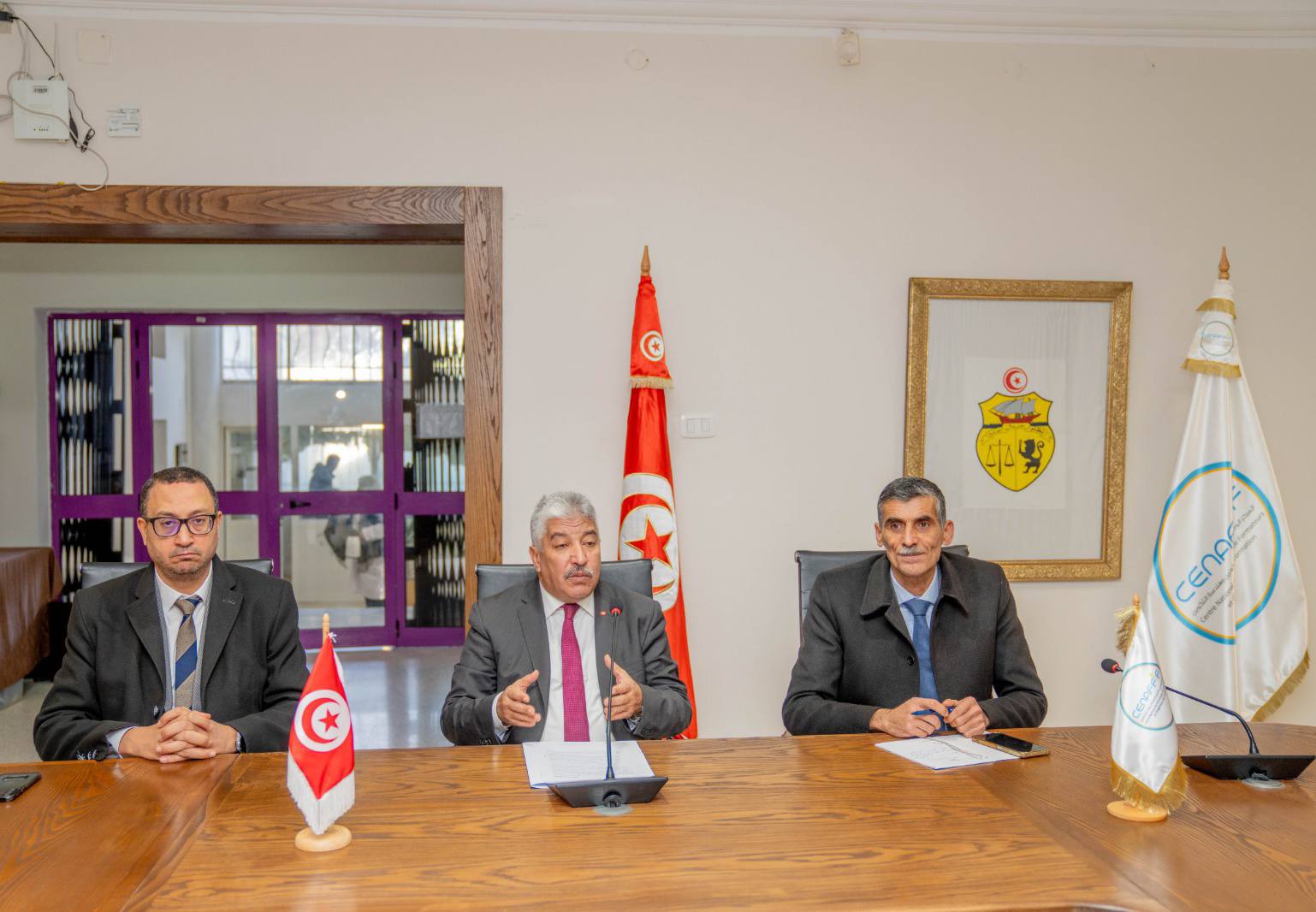 جلسة عمل بوزارة التشغيل لمتابعة ملف تحيين المصنف الوطني للمهن والكفاءات