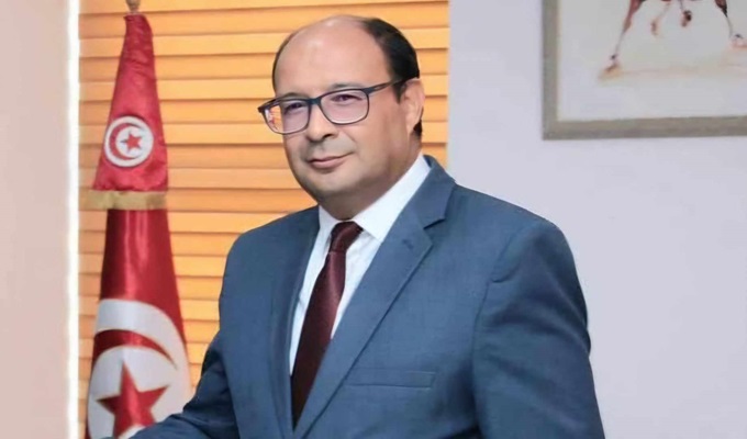 الكاف: وزير تكنولوجيات الاتصال يشرف على ندوة المديرين الجهوين للبريد التونسي و المديرين الجهوين للاتصالات تونس.