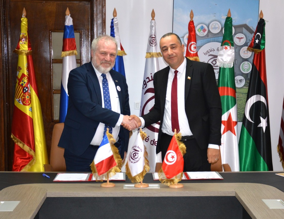 جامعة جندوبة وجامعة رانس الفرنسية توقّعان اتفاقية شراكة استراتيجية