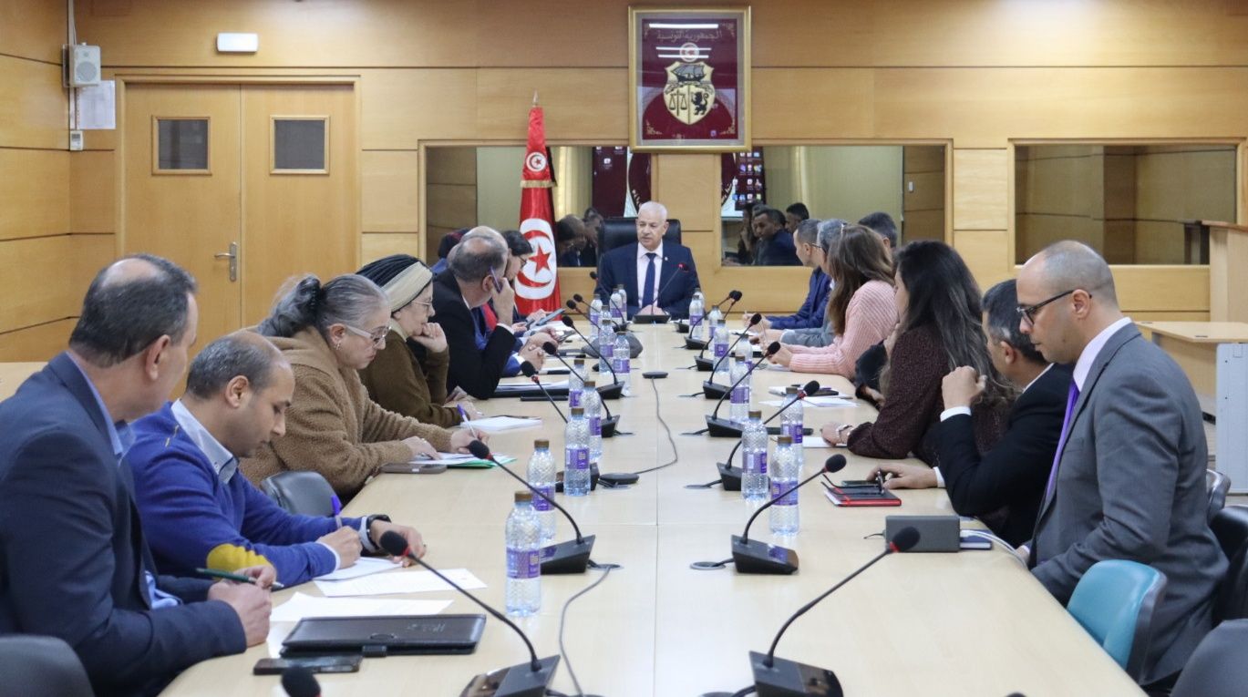 وزارة التجارة: الاتفاق على تكوين لجنة لمتابعة تقدم إنجاز مشاريع الرقمنة وتبسيط الإجراءات الإدارية