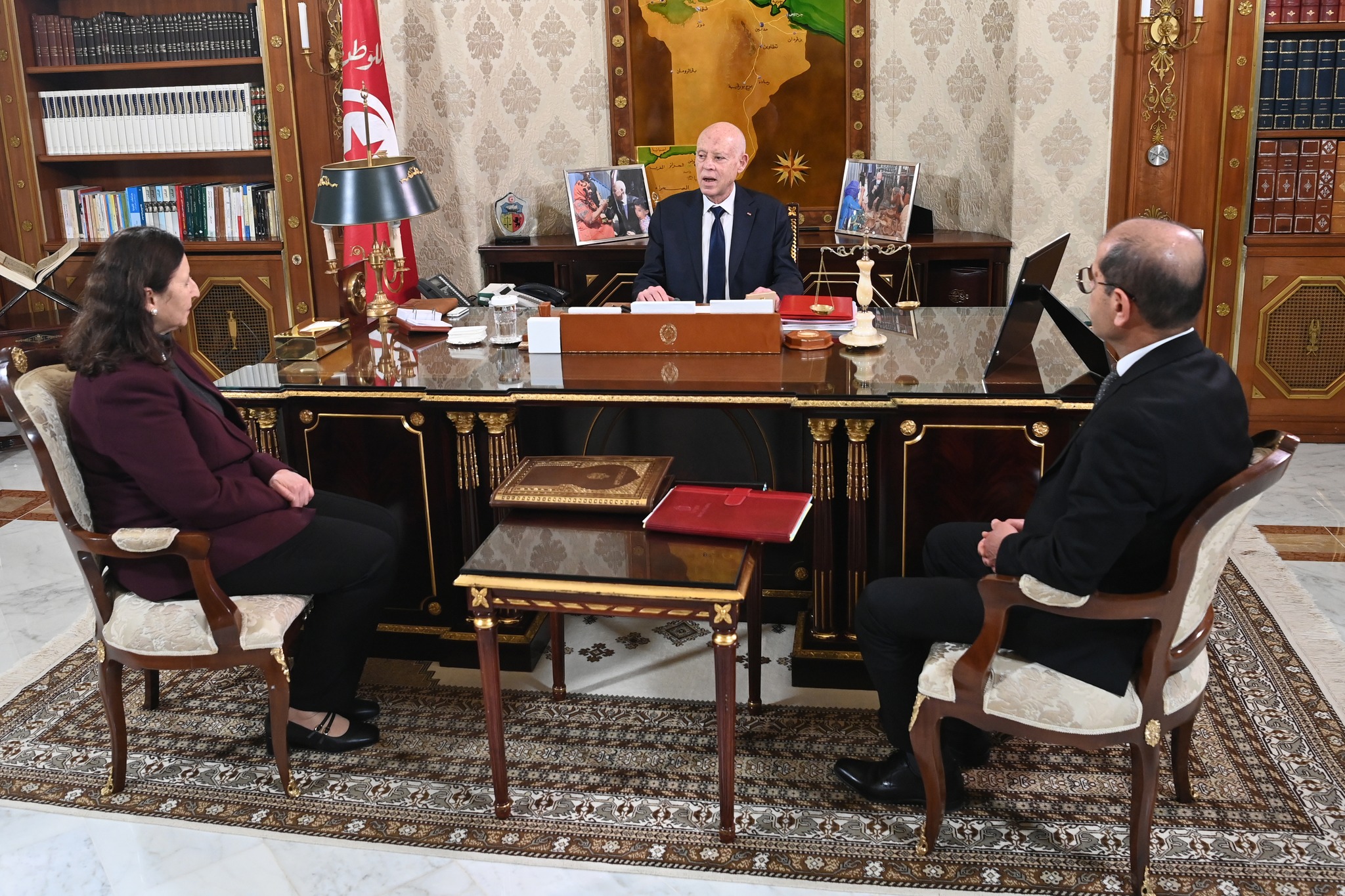 رئيس الجمهوريّة يؤكّد على معالجة الإرث الثقيل كاملا، ومن بينه الجزء المتعلق بالبنية التحتية والإسكان