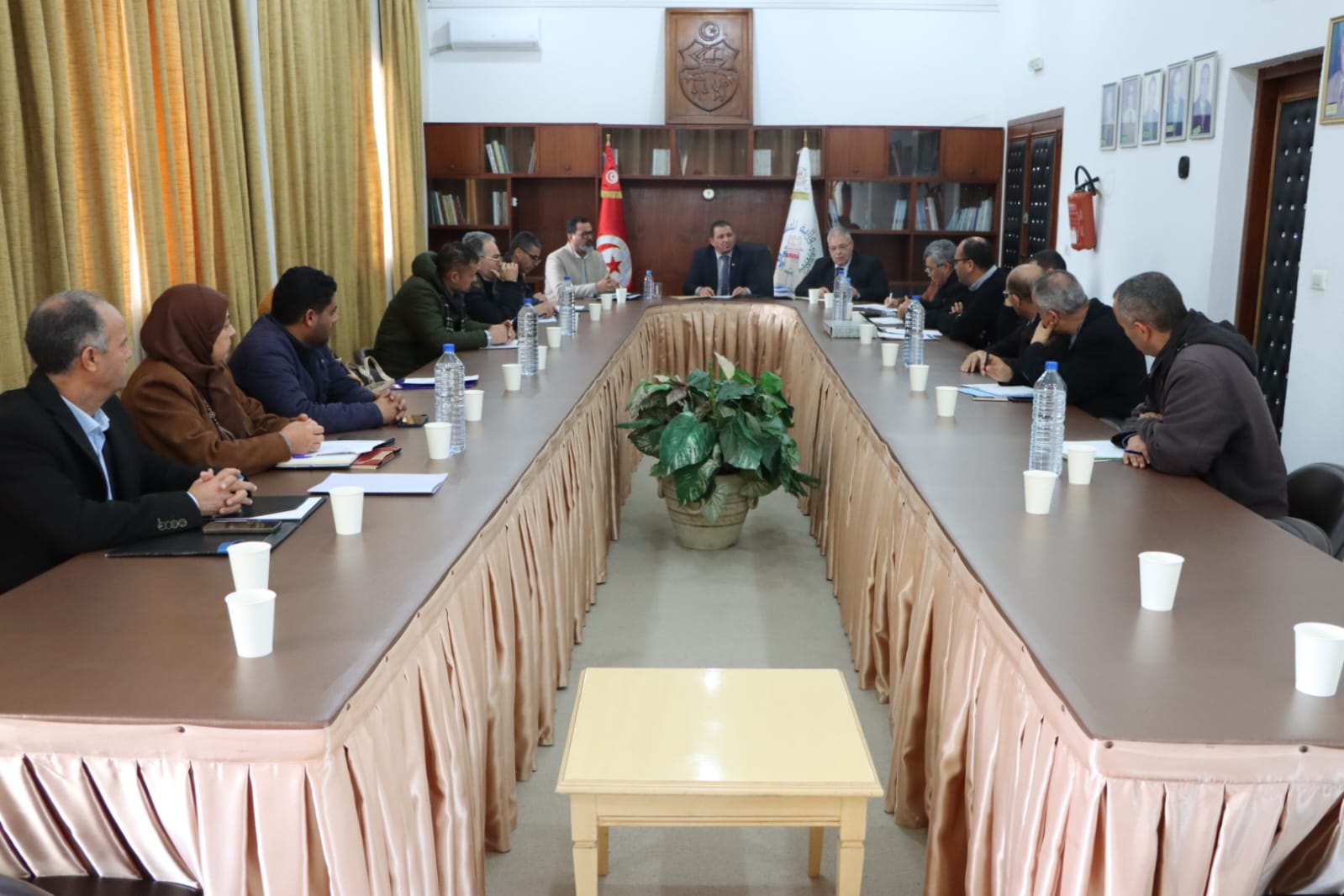 المنستير: دراسة معالجة إشكالية فيضان المياه المستعملة على مستوى منخفض الطريق الرابطة بين مدينتي طوزة وقصر هلال.