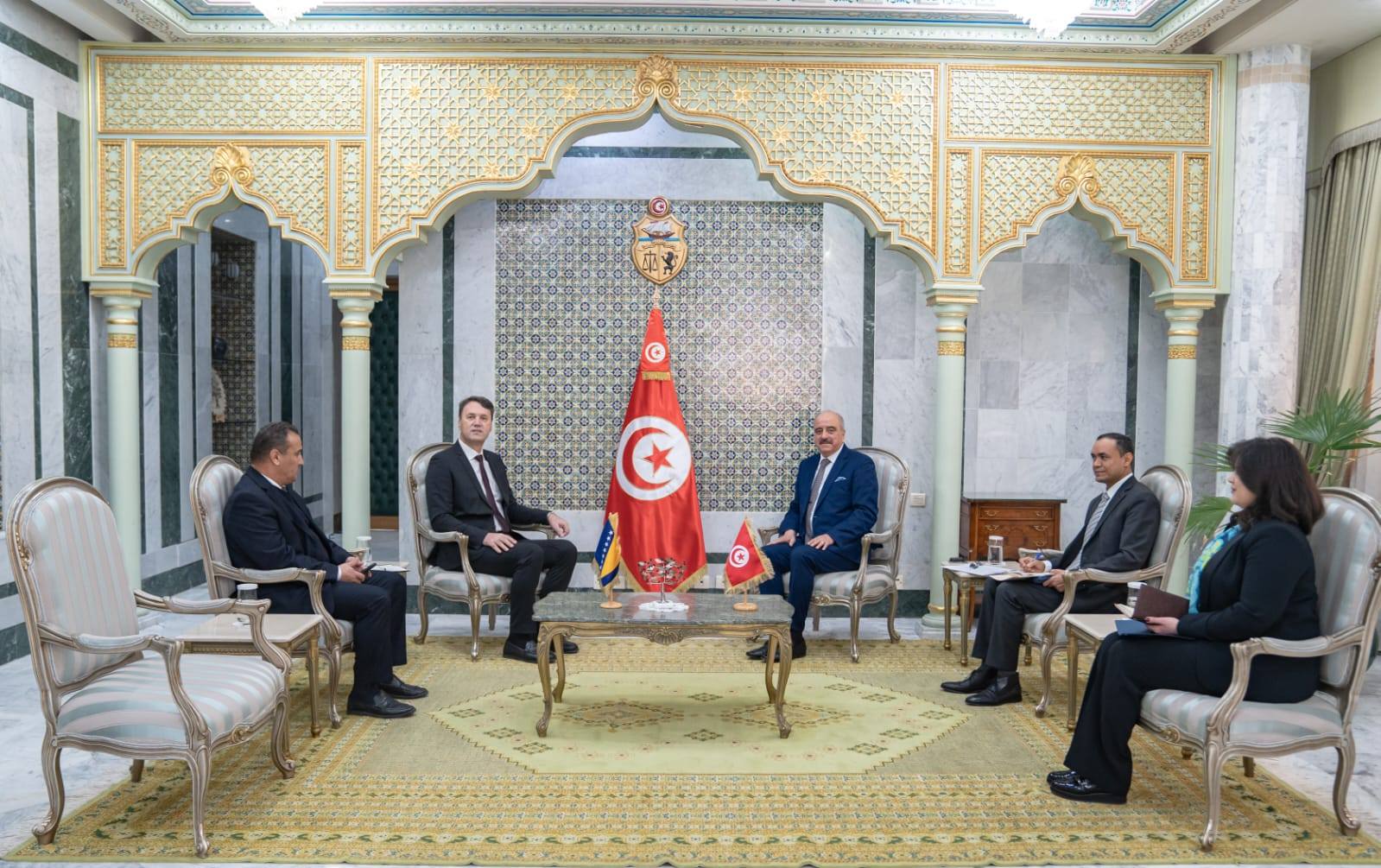 وزير الخارجية يتقبل اوراق اعتماد السفير الجديد للبوسنة والهرسك لدى الجمهورية التونسية، مع الإقامة بطرابلس