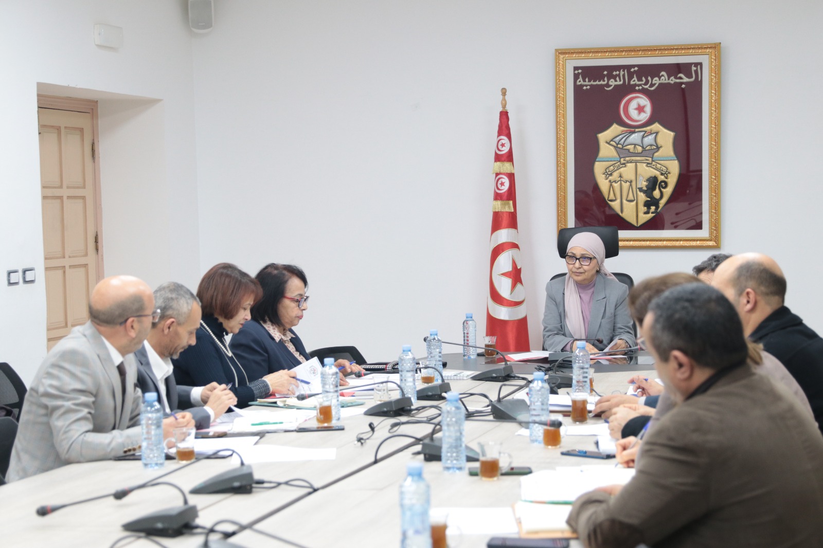 وزيرة الأسرة تعقد جلسة عمل مع رئيسة الاتحاد التونسي للتضامن الاجتماعي