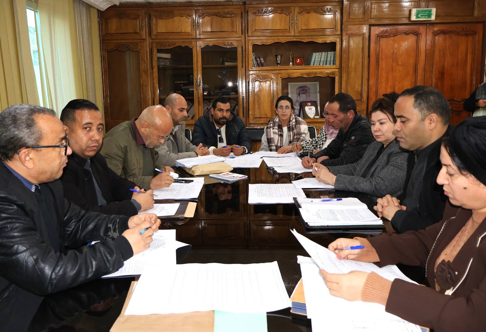 سليانة :  متابعة تنفيذ البرامج السكنية محور جلسة عمل 