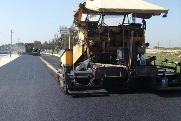 انطلاق اشغال صفقة تعبيد وتهيئة الطرقات بتكلفة جملية تناهز 3٫5 مليون دينار