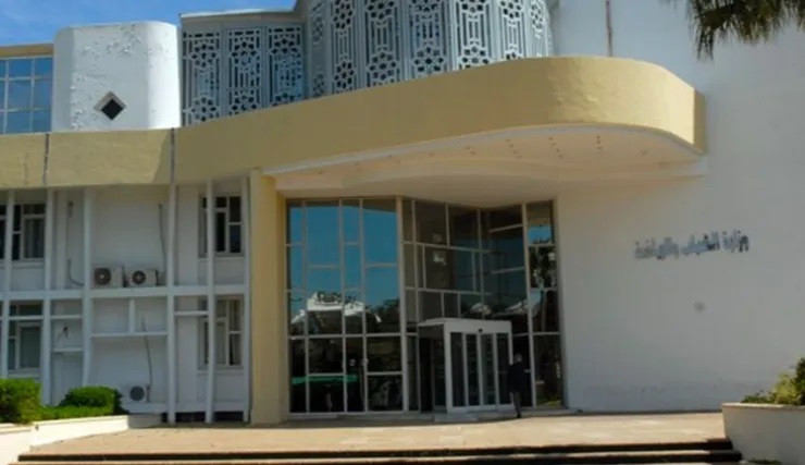 المتعاقدون بالأجر الأدنى المضمون بوزارة الشباب والرياضة يطالبون بتسوية وضعياتهم