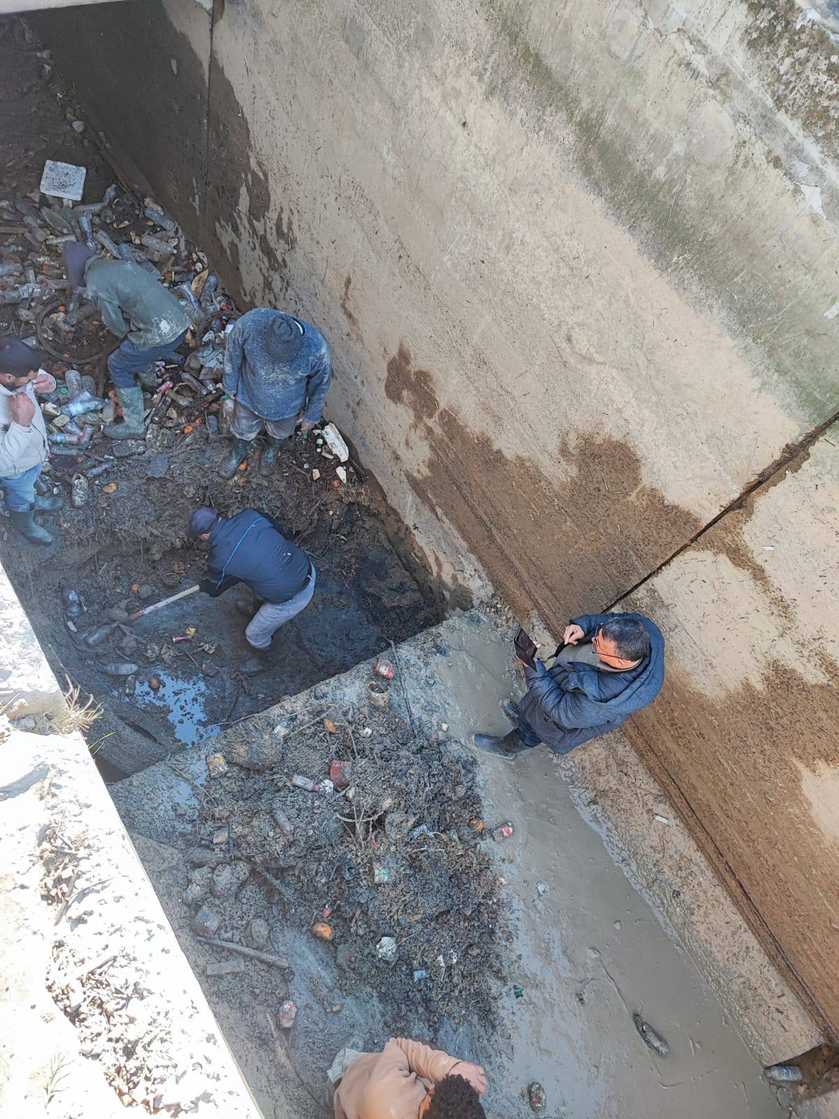 تواصل أشغال صيانة قنال مجردة – الوطن القبلي بوتيرة متسارعة