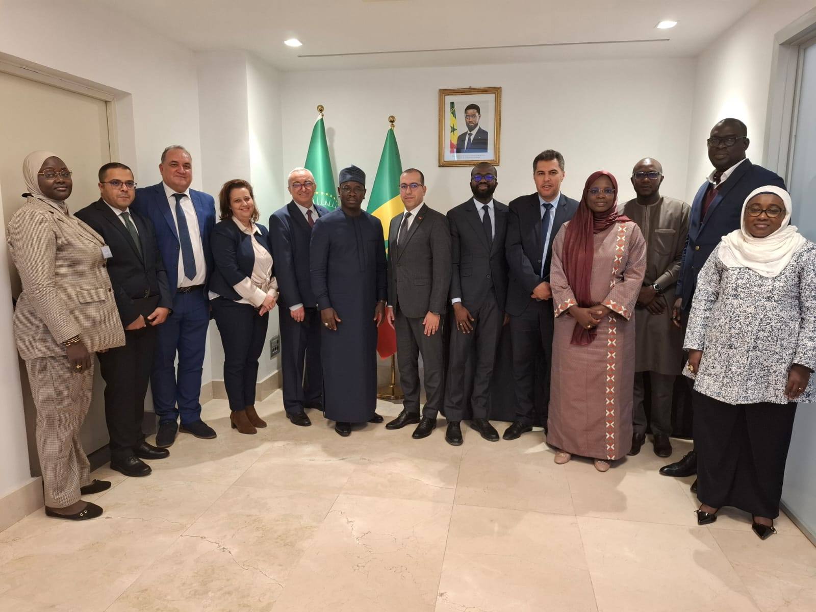 تعزيز التعاون الثنائي في القطاع الطاقي محور لقاء كاتب الدولة المكلف بالانتقال الطاقي بوزير الطاقة والنفط والمناجم السنغالي